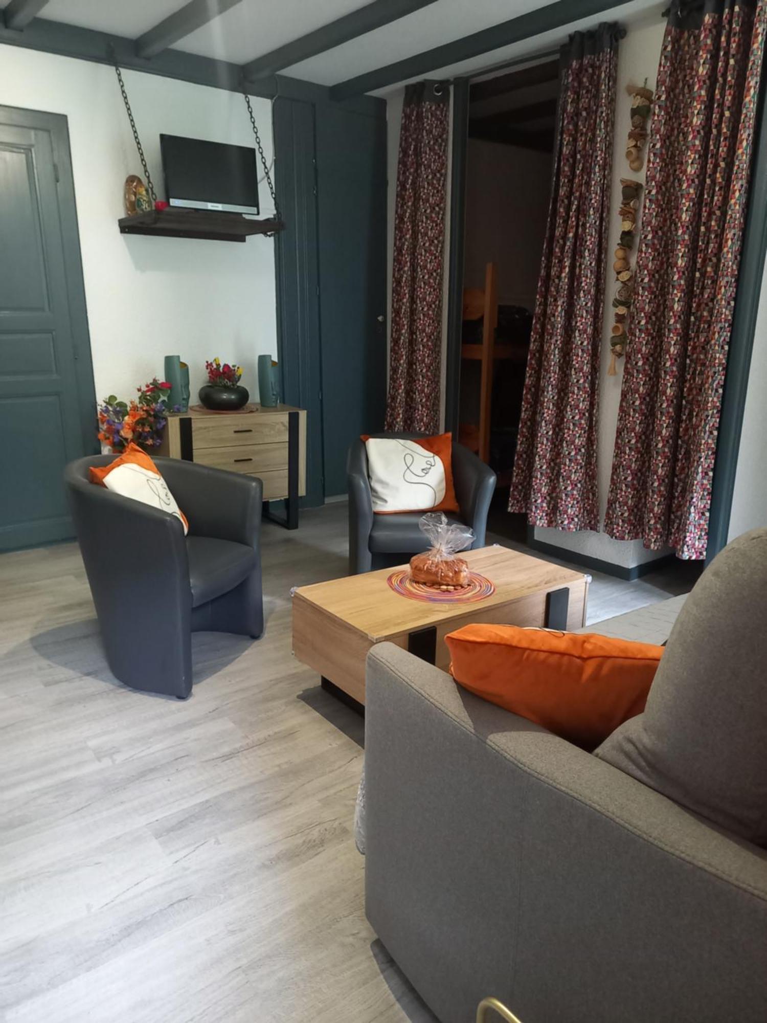 Appartement Paisible Eaux-Bonnes Buitenkant foto
