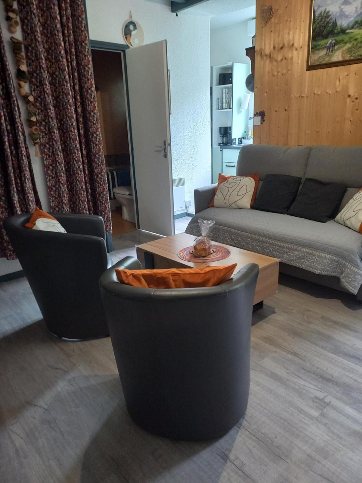 Appartement Paisible Eaux-Bonnes Buitenkant foto